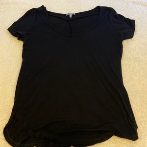 Black tee